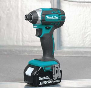 Makita XDT111 3.0 Ah 18V LXT Lithium-Ion Cordless Impact Driver