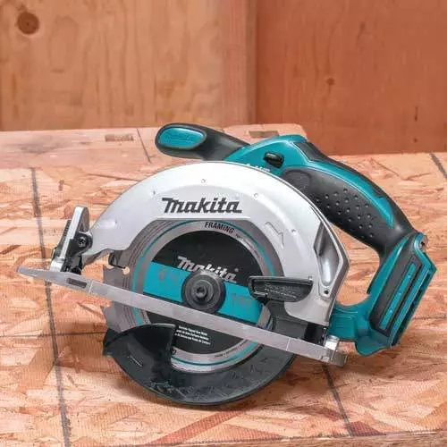 Makita XSS02Z Cordless Circular Saw