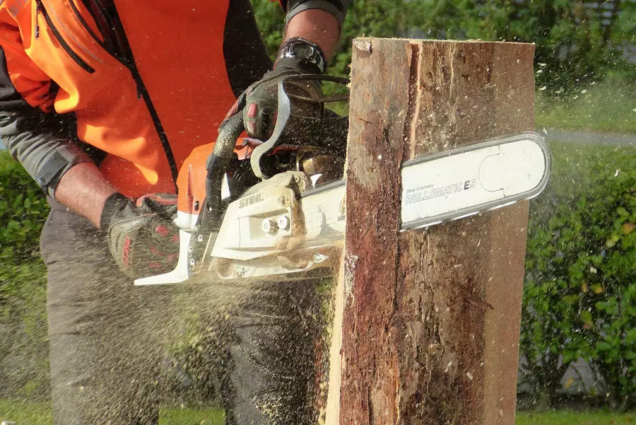 working with saw