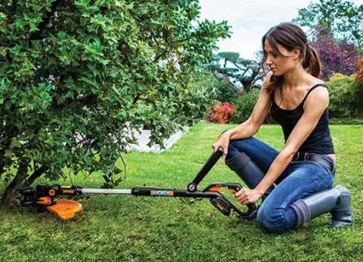 Using a Commercial Grade Weed Eater