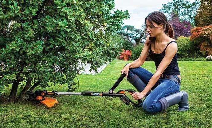 Using a Commercial Grade Weed Eater
