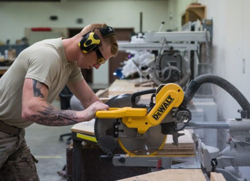 Best Way to Cut Ceramic Tile with a Wet Saw