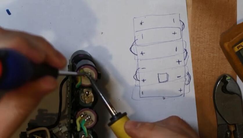 problems of Dyson V10 battery